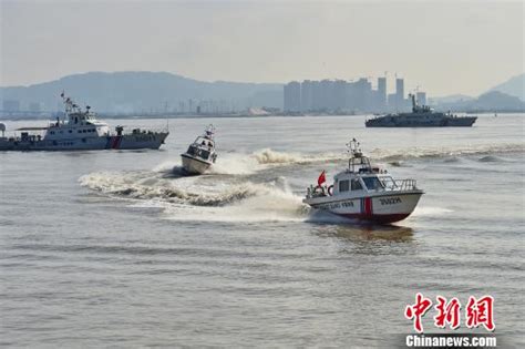 福建海警开展海上实战训练 海警 训练 福建 新浪新闻