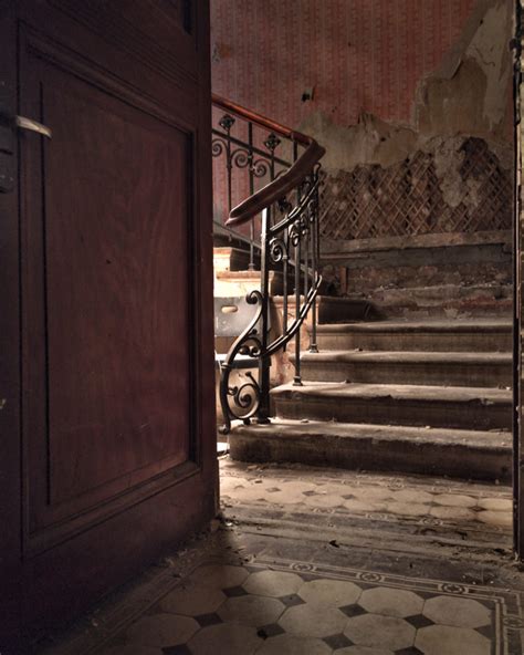 Inside The Storied Walls Of St Petersburgs Communal Apartments