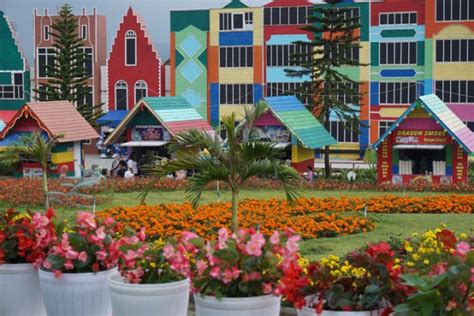 Flora Wisata San Terra Harga Tiket Masuk Jam Buka Alamat Lokasi