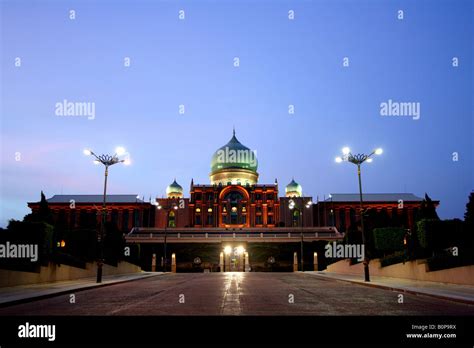 Buildings Putra Hi Res Stock Photography And Images Alamy