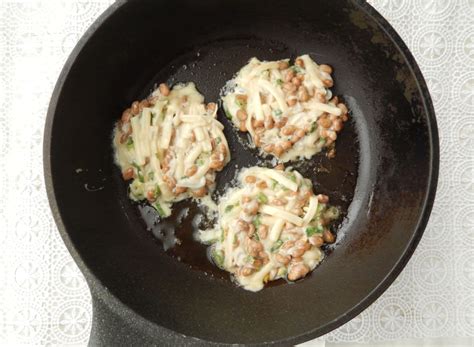 Natto Cheese Crackers" Easy Recipe! Natto with sesame oil, creamy ...