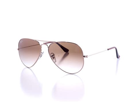 Pearls Bows And Runways Ray Ban 3025 Aviator