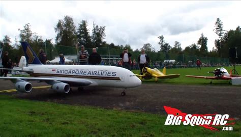 Huge RC Jet Makes a Flight « Big Squid RC – RC Car and Truck News ...