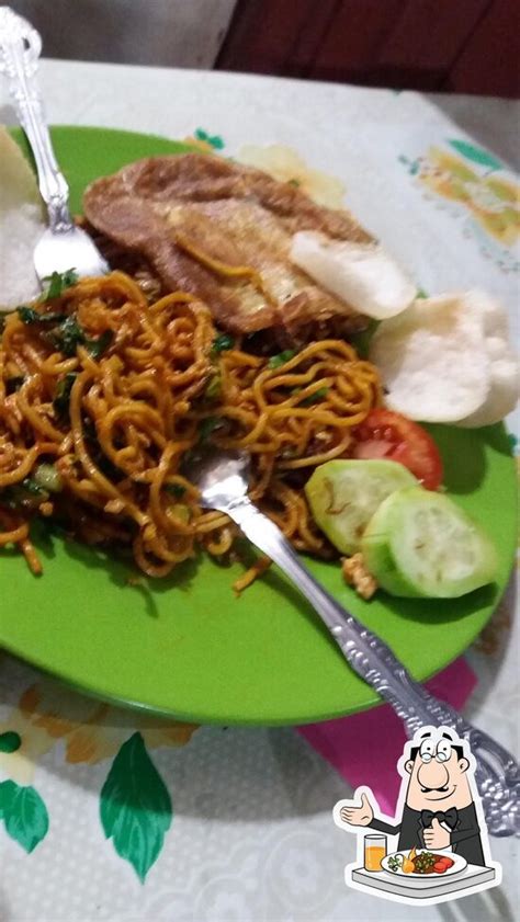 Menu At Mie Goreng Favorit Restaurant Dumai