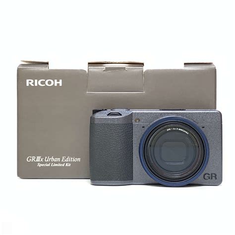 Ricoh Gr Iiix Urban Edition Special Limited Kit New