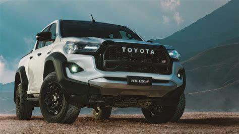 Toyota Presenta La Nueva Hilux Gr Sport Iv