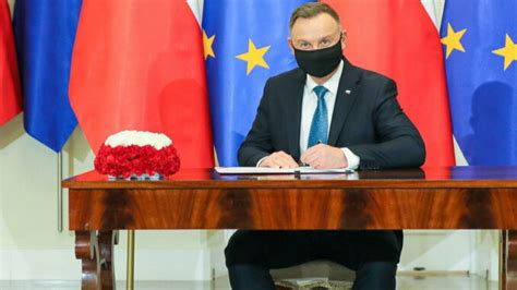 Prezydent Andrzej Duda Podpisa Ustaw O Dodatku Os Onowym Kto Go