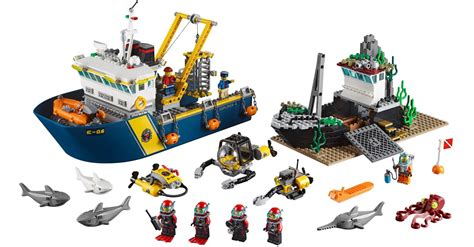 Best Pictures Yet Of Deep Sea Explorers Sets Brickset