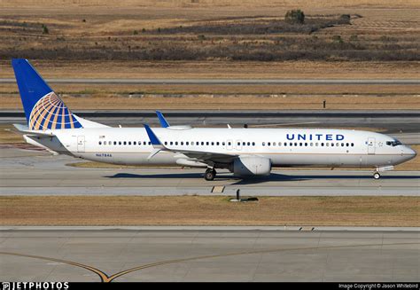 N Boeing Er United Airlines Jason Whitebird Jetphotos