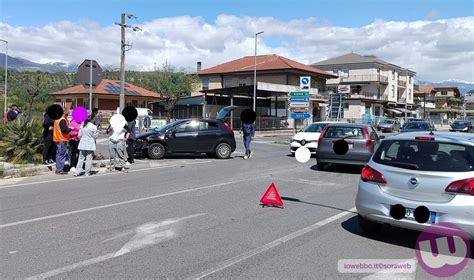 Iowebbo Isola Del Liri Scontro In Via Napoli Ferito Un Giovane