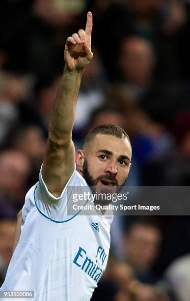 183 Benzema Goal Celebration Vs Bayern Munich Stock Photos High Res