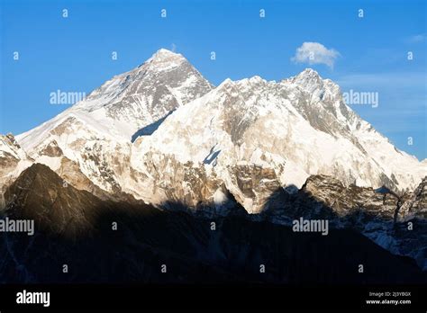 Mount Everest Und Mt Lhotse Vom Renjo La Pass Weg Zum Everest Base