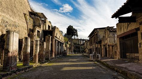 Herculano Explorando La Fascinante Ciudad Romana Junto A Pompeya