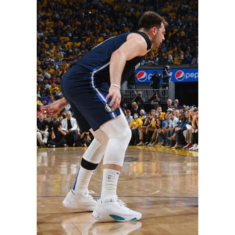 Kixstats Which Basketball Players Wear Jordan Luka