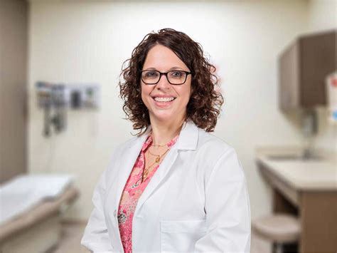 Katy LaLone, MD - Psychiatrist - Cleveland, OH | Oak Street Health