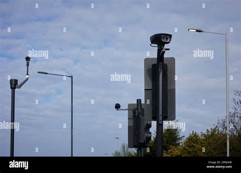 Ulez cameras hi-res stock photography and images - Alamy