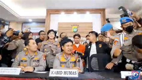 Rizky Billar Pakai Baju Oranye Resmi Ditahan Hingga Hari Ke Depan