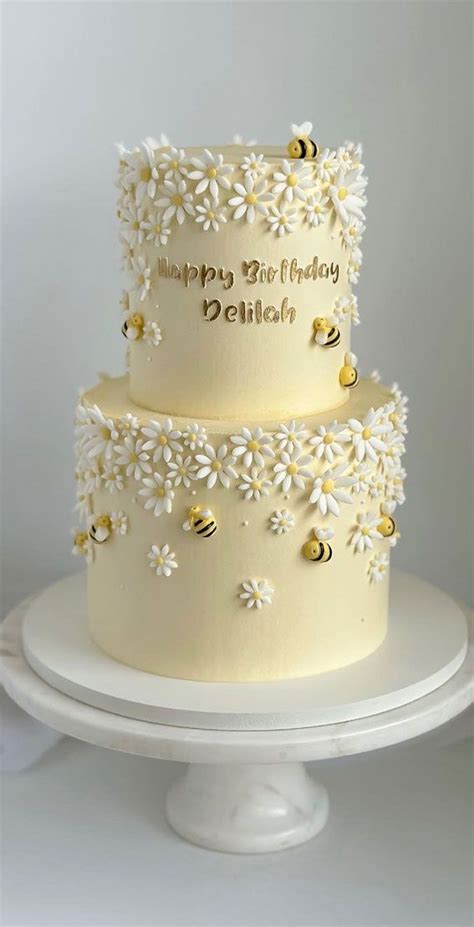 Cute Buttercream Flower Cake Ideas Daisies Bees Birthday Cake