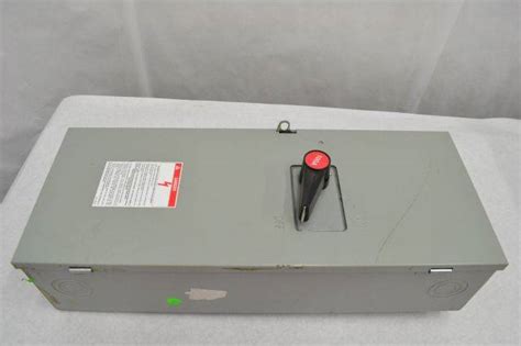 Federal Pioneer 1136 Fusible 100a 600v Ac 3p Disconnect Switch B210862