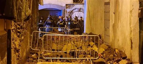 Galleria Torre Annunziata Crollo Nel Rione Provolera Foto Di