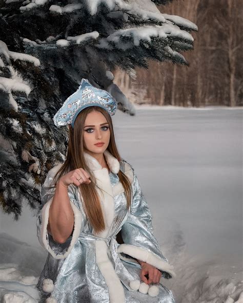 Julia Vins | Muscle Barbie (@julia_vins) • Instagram photos and videos