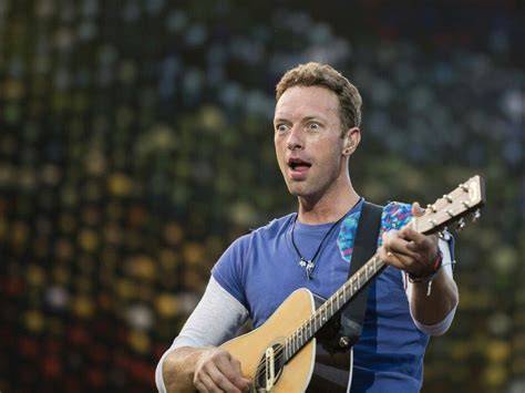 Chris Martin Coldplay Concert A Head Full Of Dreams Tour Ahfod