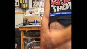 Huge Cumshot After Jerking XVIDEOS