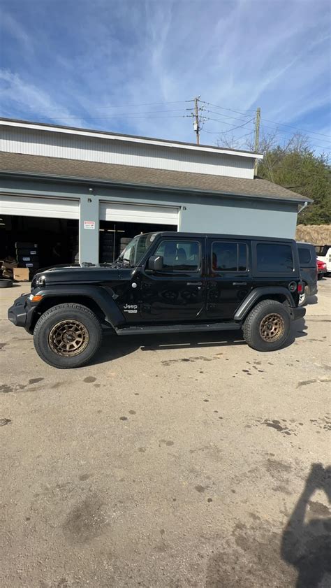 New wheels and tires! : r/JeepWrangler