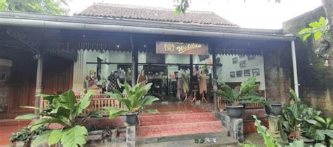 Mengenal Kampung Batik Laweyan Dengan Daya Tariknya