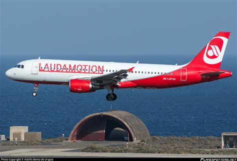 OE LOF LaudaMotion Airbus A320 214 Photo by Adolfo Bento de Urquía ID