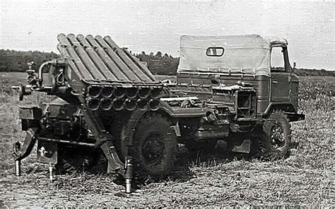 Pin on Rocket weapon ( photo )