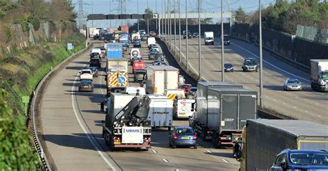 Recap M25 Delays Through Surrey After Lorry Overturns Live Updates