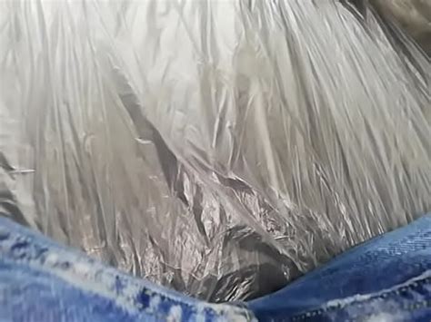 Peeing In Kitchen XVIDEOS