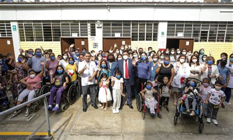 EsSalud Perú on Twitter Casa Ronald McDonald cumplió 9 años brindando