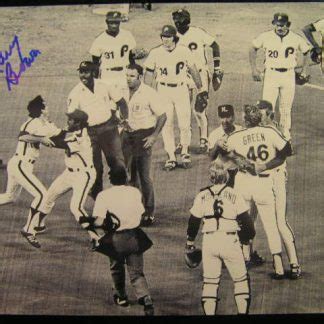 Philadelphia Phillies Larry Bowa Autographed Photo Carls Cards