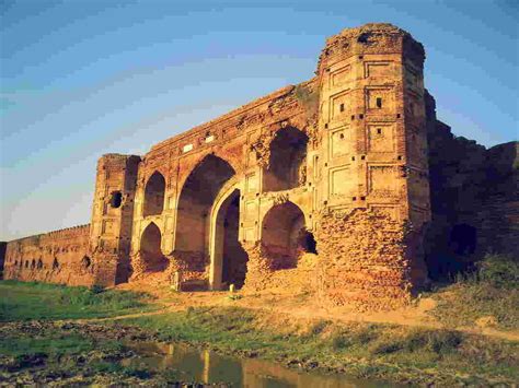 Best Tourist Places To Visit In Punjab In