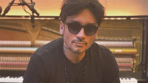 Il Testo E Significato Di Sei Tu La Canzone Di Fabrizio Moro A Sanremo