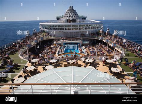 P And O P O Cruise Ship Azura Passengers Deck Decks Stock Photo Alamy