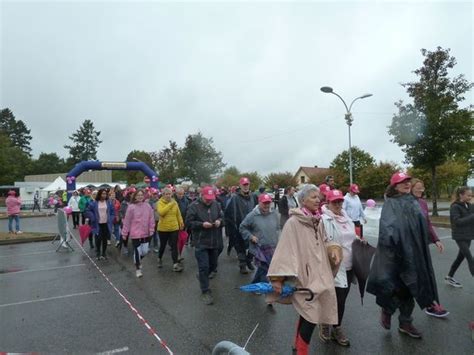 Les animations organisées à loccasion dOctobre rose à Saint Yrieix la