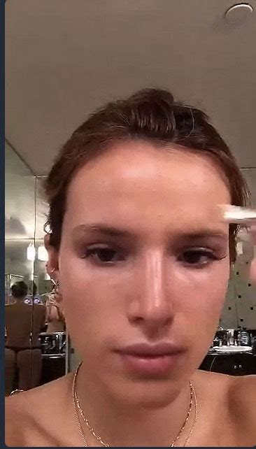 Bella Thorne Got Naked On Snapchat The Blemish