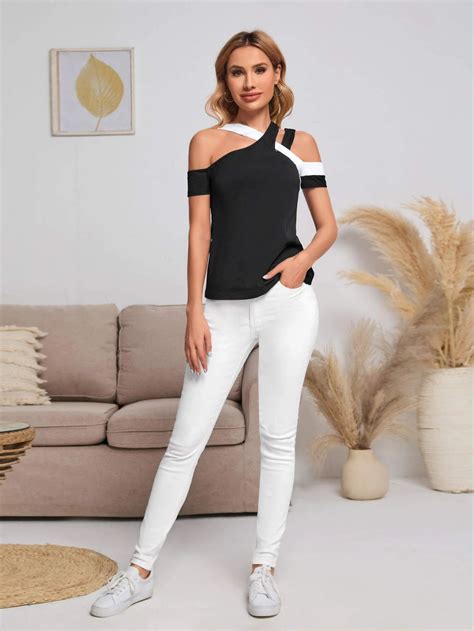 SHEIN Privé Colorblock Cut Out Asymmetrical Neck Tee SHEIN USA