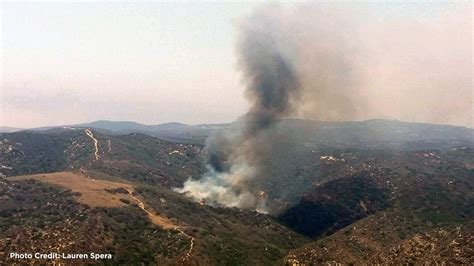 50-acre Laguna Beach brush fire closes 2 parks - ABC7 Los Angeles