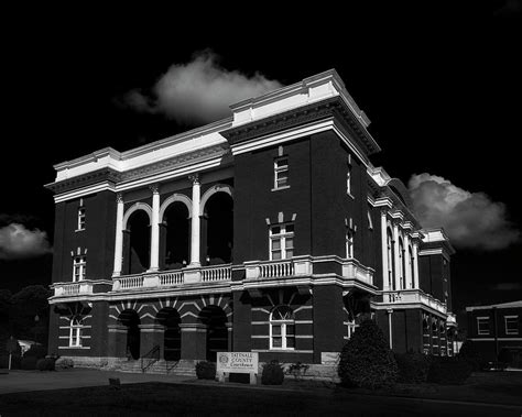 Tattnall County Courthouse Photograph by Ryan Johnson | Pixels