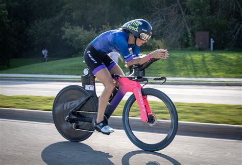 Analyzing the Bike Positions of Top Pro Triathletes – Triathlete