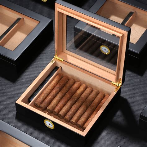 Cedar Wood Cigar Humidor Box Gents