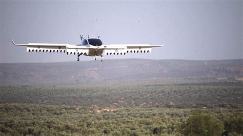 Mira El Vuelo De Prueba De Un Taxi Volador Con Despegue Vertical