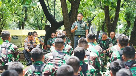 Panglima TNI Rotasi Dan Mutasi 33 Perwira Tinggi TNI AD Jelang Pilpres