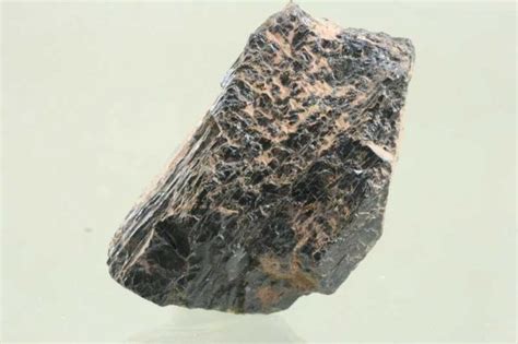 Amfibol | Sběratel minerálů