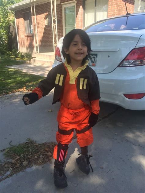 Tiny Ezra Bridger | Cosplay Amino