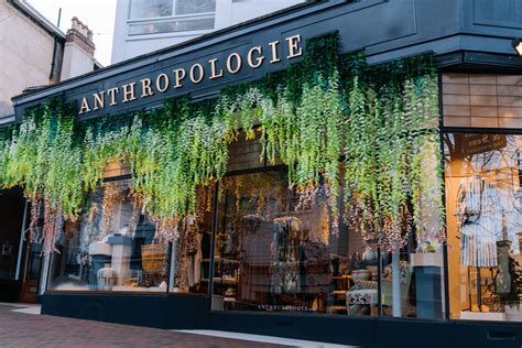 Anthropologie Manager Achieves Schedule Flexibility And Compliance With